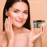 کرم کاسهای آبرسان و مرطوب کننده حلزون 92 درصد کوزارکس COSRX Advanced Snail 92 All in One | آبرسانی عمیق و ترمیمکننده پوست | اصل از گلاموناشاپ