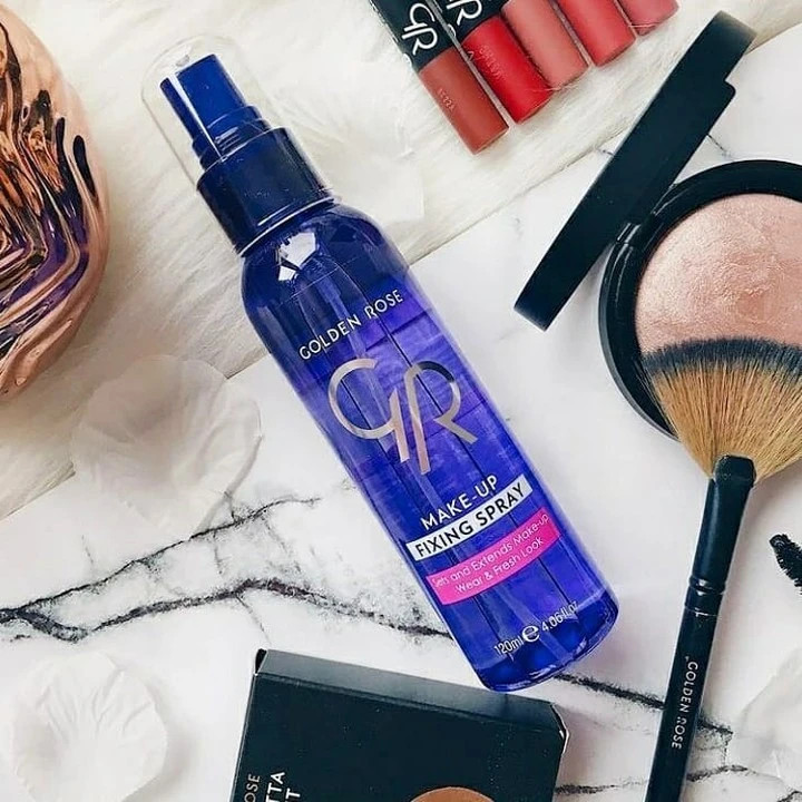 اسپری تثبیت کننده آرایش گلدن رز حجم 120 میل | فیکسکننده و افزایش ماندگاری آرایش | اصل از گلاموناشاپ