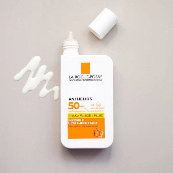 خرید کرم ضد آفتاب فلوکرم ضد آفتاب فلوئید موبایلی رنگی لاروش پوزای Anthelios SPF 50+ | محافظت فوقالعاده | سبک و بدون اثر چربی | اصل از گلاموناشاپئید موبایلی رنگی لاروش پوزای مدل آنتلیوس +SPF 50 حجم 50 میلی لیتر اصل از گلاموناشاپ با ضمانت اصالت کالا