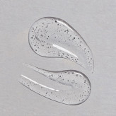 بافت و ظاهر میسلار واتر زغالی گارنیر