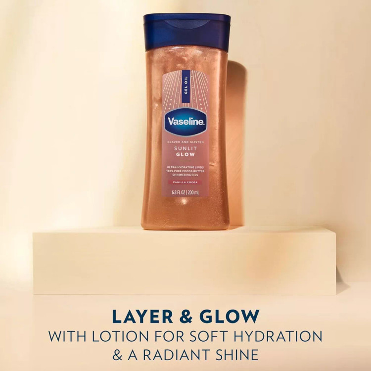 ژل روغن براقکننده بدن وازلین مدل Golden Hour Glow Vanilla Cocoa حجم ۲۰۰ میلیلیتر اصل | گلاموناشاپ